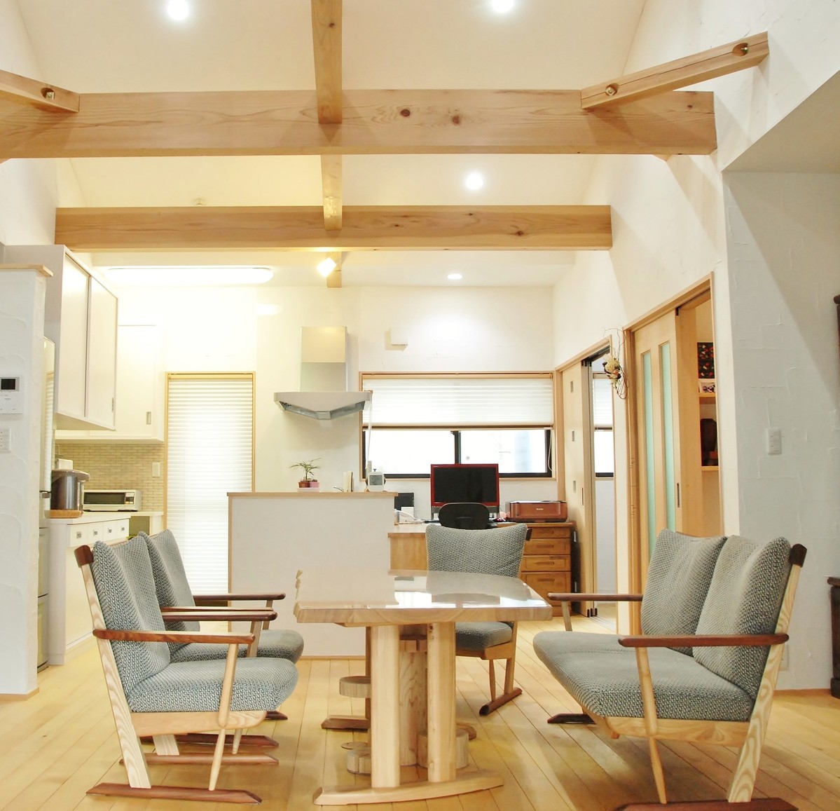 キッチン リビング 吹き抜け ピース島根 島根県の新築住宅 住宅メーカー情報