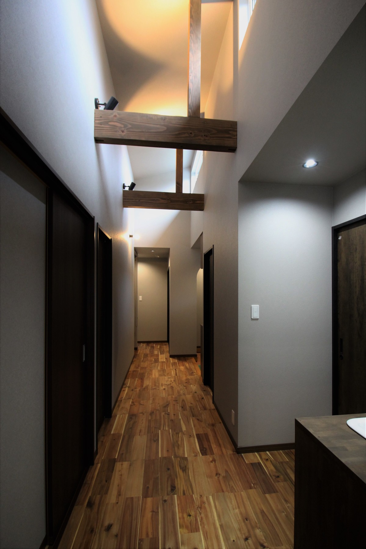 グレイッシュトーンでまとめたシックな平屋 ピース島根 島根県の新築住宅情報サイト グレイッシュトーンでまとめたシックな平屋 ピース島根 島根県の新築住宅情報サイト