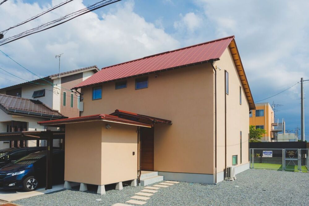光と風を感じる家